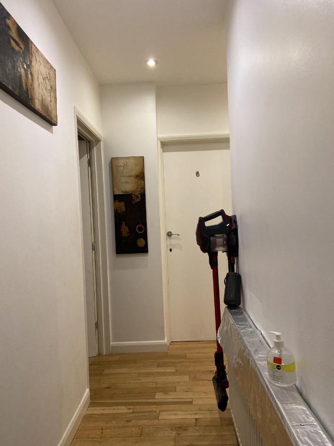 Comfortable&Quiet double bed room Edgware Buitenkant foto