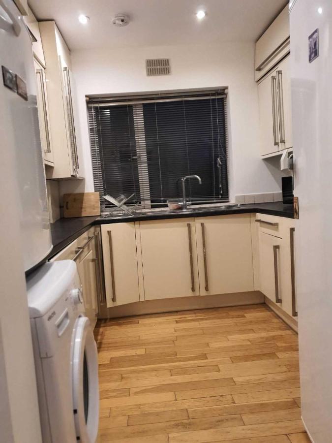 Comfortable&Quiet double bed room Edgware Buitenkant foto